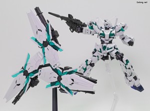 Gundam Base Unicorn Gundam (Final Battle Ver.) [Special Coating] - 최종결전사양의 시그니쳐 포즈 (2/4)