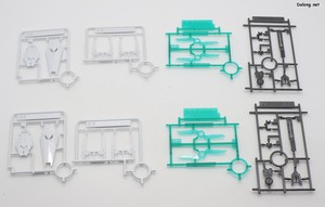 Gundam Base Unicorn Gundam (Final Battle Ver.) [Special Coating] - 실드와 개틀링 런너가 2세트 중복으로 추가되어 있습니다.