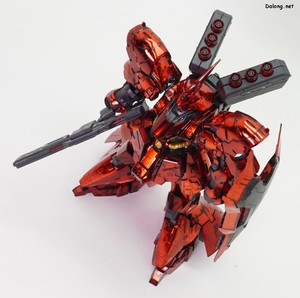 RG 1/144 ガンダムベース限定 サザビー [メカニカルコアメッキ] - 様々な角度から (3/6)