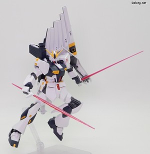1/144 Option Parts Set Gunpla 19 (Fin Funnel) - 모든 병장을 장착한 상태의 빔 사벨 포즈 (1/2)
