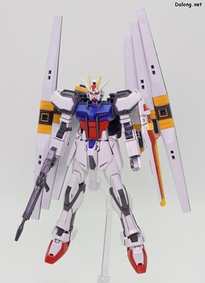 1/144 Option Parts Set Gunpla 19 (Fin Funnel) - 어댑터를 추가하여 HGCE 스트라이크 건담에 더블 핀 판넬을 적용해본 모습. 등짐이 너무 무거워서 직립은 안되고, 스탠드에 올려야 합니다.