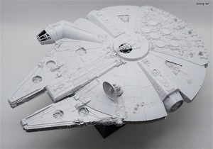 PG 1/72 Millennium Falcon - 여러 각도에서 본 모습 (1/5)