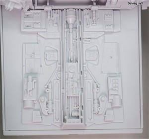 PG 1/72 Millennium Falcon - 정면부 안쪽과 옆면의 디테일들 (3/6)