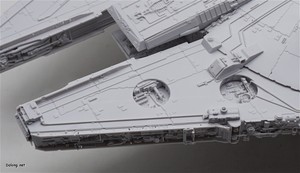 PG 1/72 Millennium Falcon - 상부 디테일샷. 밝은 회색면의 몰드를 자세히 볼 수 있게 조명을 약하게 하고 촬영했습니다. (1/13)
