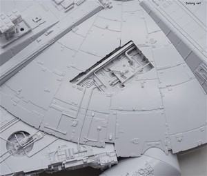 PG 1/72 Millennium Falcon - 하부 디테일샷. (5/11)