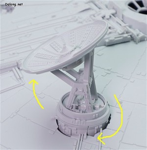 PG 1/72 Millennium Falcon - 상부의 레이더와 쿼드레이저 포대는 전방위로 회전이 가능하네요. (1/2)