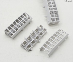 PG 1/72 Millennium Falcon - 메인 스러스터는 다중 파츠로 구성되어 입체감이 뛰어납니다.