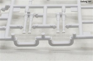 PG 1/72 Millennium Falcon - 부품들이 하도 쪼가리 쪼가리 분할되서 그런지 슬라이드 금형이 적용된 파츠는 많지 않습니다. (2/2)