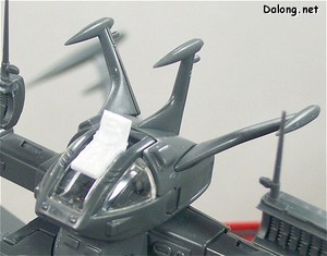 PG Yamato - 선장이 침대에 몸져 누운 피규어는 좀 언밸런스하게 큽니다; 선장실의 침대를 칼로 뜯어낸 후 교체는 가능합니다.