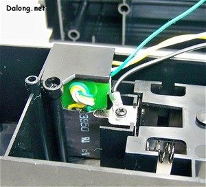 PG Yamato - 스피커와 오디오잭의 고정