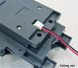 PG Yamato - 펄스포대의 전선연결 보시다시피, 전자장비나 PC에서 사용하는 코드식으로 전원이 구성되어 있어서 조립이 대따 쉽습니다. 그냥 꽂아주기만 하면되고, 뺄 때는 또 그냥 뽑으면 되고.. 전원선이 아주 많은 킷이