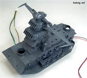 PG Yamato - 함교를 올려놓으면 함교 베이스는 완성! 기본체만 완성된거고, 30개 가까운 펄스포와 레이다 및 각종 부가 부품들은 아직 안붙인 상태입니다.