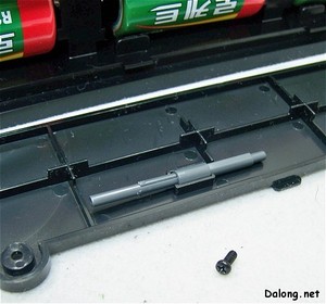 PG Yamato - 날개커버 여는 부품과 포신조정 막대기들은 스탠드 이곳 저곳에 수납해두게 되어 있습니다.