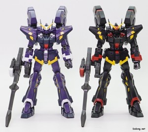 Super Robot War Huckebein Mk-III Trombe - 일반판으로 발매된 HG 휘케바인 Mk-III 와 함께. 외관은 완전히 동일한 조형인데요.