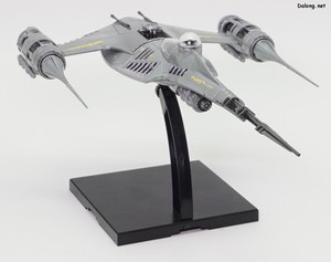 Star Wars 1/48 The Mandalorian's N-1 Starfighter - 다양한 각도에서 본 모습 (4/6)