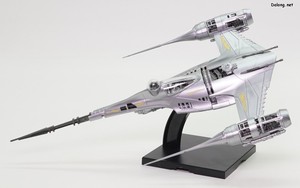 Star Wars 1/48 The Mandalorian's N-1 Starfighter - 스탠드에 올려서 각도를 틀어본 모습 (1/2)