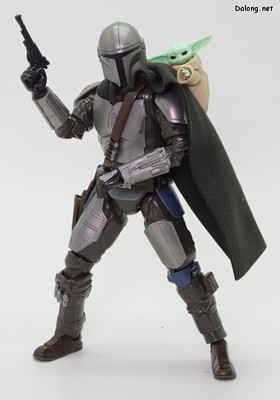 1/12 マンダロリアン＆グローグー [STAR WARS: THE MANDALORIAN AND GROGU] - グローグーを肩に乗せたポーズ (1/3)