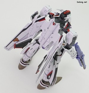 Macross VF-25F Messiah Valkyrie Alto Custom - 다양한 각도에서 본 배트로이드 모드 (4/6)