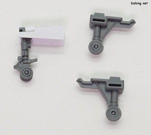 Macross VF-25F Messiah Valkyrie Alto Custom - YF-29와 비슷한 변형 전용 파츠들과 랜딩기어 구성 (2/2)