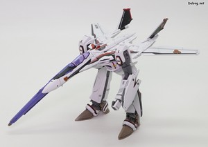 Macross VF-25F Messiah Valkyrie Alto Custom - 거워크 모드 (1/4)