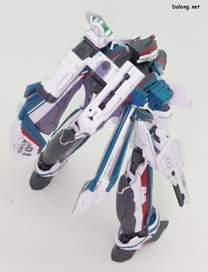 MacrossHG VF-31S Siegfried (Arad Molders Use) - 다양한 각도에서 본 배트로이드 (4/6)