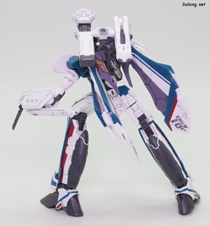 MacrossHG VF-31S Siegfried (Arad Molders Use) - 배트로이드 모드 액션포즈 (5/7)