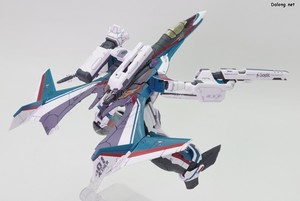 MacrossHG VF-31S Siegfried (Arad Molders Use) - 거워크 모드 공중 포즈 (2/4)