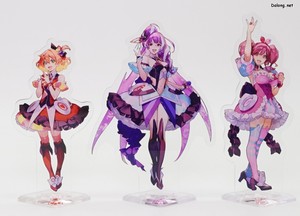 MacrossHG VF-31S Siegfried (Arad Molders Use) Deluxe Set - 이전 디럭스 세트에 들어있던 프레야 비온, 마키나 나카지마와 함께.