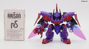 Wataru Enjhomaru - 담배갑과의 크기 비교