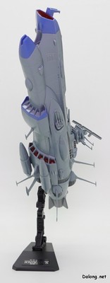 Yamato Arizona - 스탠드를 후미부에 연결하고 각도를 크게 꺾어본 모습. 기존의 고정형 스탠드로는 구현할 수 없던 모습이네요. (3/3)