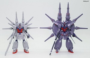 HGCE Legend Gundam - 2005년에 발매된 HG 레전드 건담과 함께. 백팩 크기가 2배는 커진 것 같네요.. (1/2)