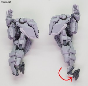 HGUC Alyzeus - 손 부위에 해당하는 미사일 컨테이너를 위와 같이 회전시킨 후