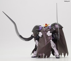 HGAC Gundam Sandrock Custom EW - 망토를 걸친 포즈 (2/4)