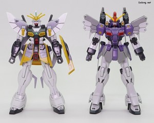 HGAC Gundam Sandrock Custom EW - HGAC 건담 샌드록과 함께.