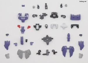 HGAC Gundam Sandrock Custom EW - Parts (2/7)