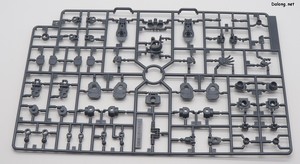 HG 1/144 グフイグナイテッド(ハイネ・ヴェステンフルス専用機) - 新しいZ.A.F.T.フレームランナーが採用されていますね。今後もSEEDの機体がどんどん発売されそうな予感です。(1/2)
