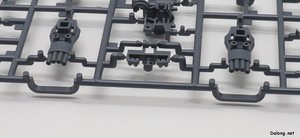 HG 1/144 グフイグナイテッド(ハイネ・ヴェステンフルス専用機) - スライド金型が使われたパーツ (2/3)