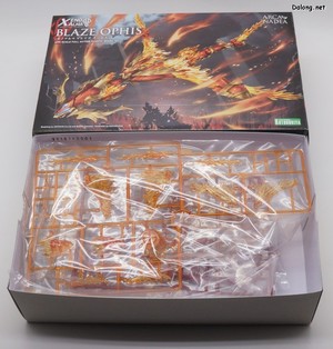 Arca Nadea Xeno Alma Blaze Ophis - Box Open