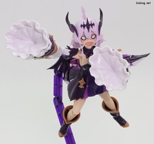 Arca Nadea Gii - 화난 노멀 모드 포즈 (1/3)