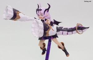 Arca Nadea Gii - 화난 노멀 모드 포즈 (2/3)