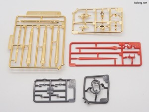 Frame Arms Girl Druga <Gold Ritter> - 골드 리터 버전으로 추가된 런너들.