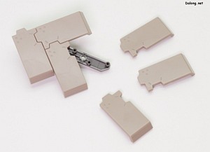 Kotobukiya Kagutsuchi-Kou - 대형 실드에 붙어있는 6개의 소형 실드를 하나 하나 분리할 수 있네요. (2/2)