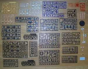 Frame Arms Girl Greifen Barracuda - Runner