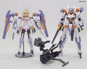 Frame Arms Girl Baselard with Exosuit Baselard - 프레임암즈걸 바제랄드, 프레임암즈 바제랄드, 엑소슈트가 합본된 구성입니다.