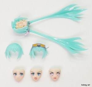 レームアームズ・ガール スティレット Swimsuit Low Visibility Ver. - 3種類の表情フェイスと、メガネ用の前髪パーツに交換できます。