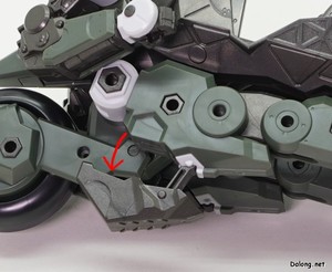 Hexa Gear Definition Armor VT1 - 콕핏 해치를 열어 뒤쪽으로 펼친 후, 무릎을 다시 내려 지지대로 만들면 변형 완료. (2/2)