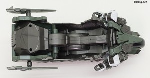 Hexa Gear Definition Armor VT1 - 바이크 형태의 비클 모드로 변형한 모습 (5/6)