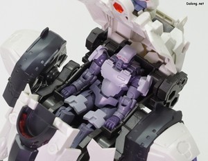 ヘキサギア バルクアームλ オステオン - コクピットハッチオープン＆ガバナー搭乗状態 (2/2)