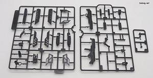 ヘキサギア バルクアームλ オステオン - ヘビーウェポンユニット41 モジュラーカービンのランナーが流用されています。