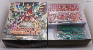 Kotobukiya Maximum Kizuna Kaiser - Box Open